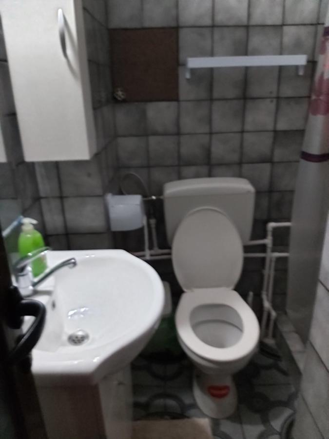Hotel Turist Resita Buitenkant foto
